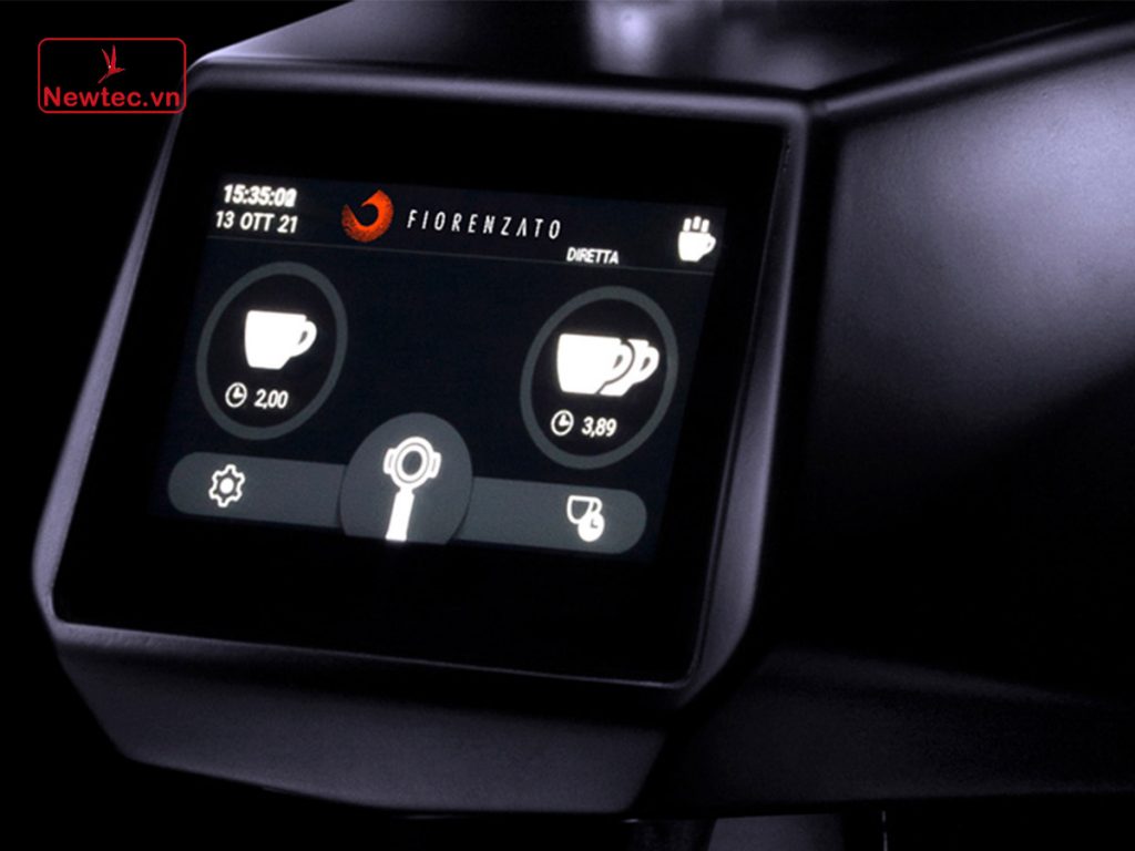 F83E-screen