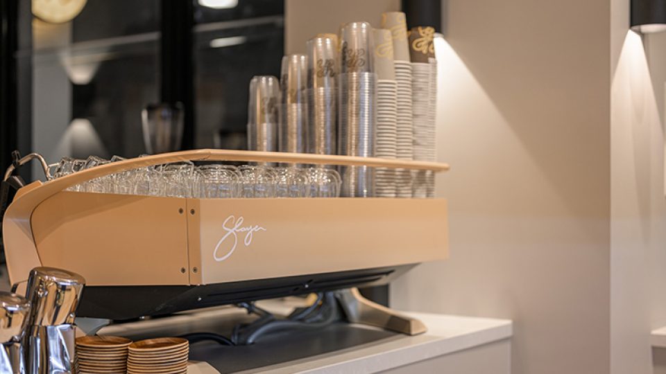 ben-trong-nha-may-slayer-espresso-tai-seattle-8
